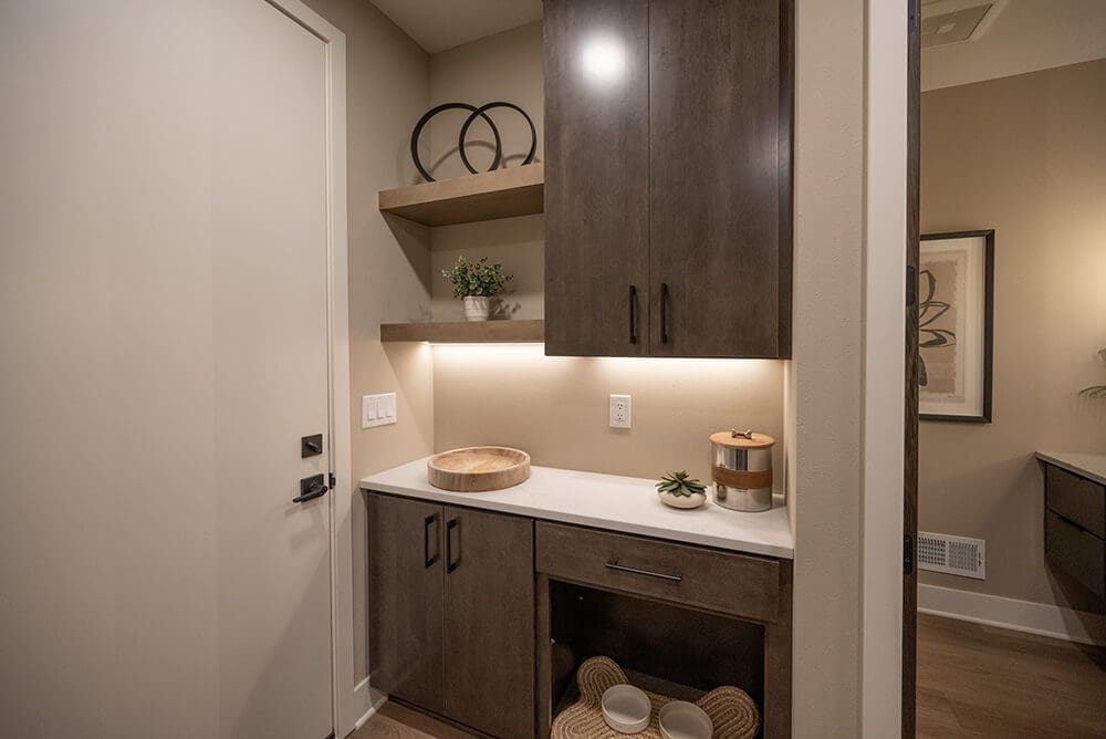 The Crestwood - Kitchenette