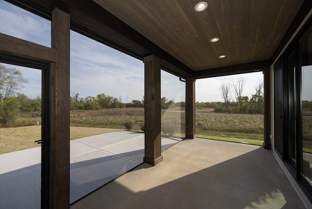 The Crestwood - Screen Porch